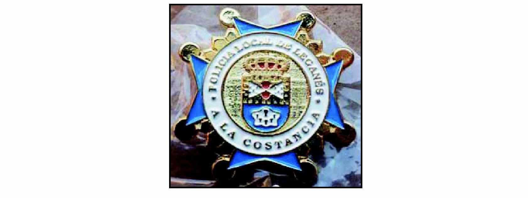 Imagen del artículo Leganés. Organización y funcionamiento. Diseño condecoraciones policía